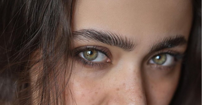 Maquillage yeux marron 5 regard vert - maquiller les yeux - formes