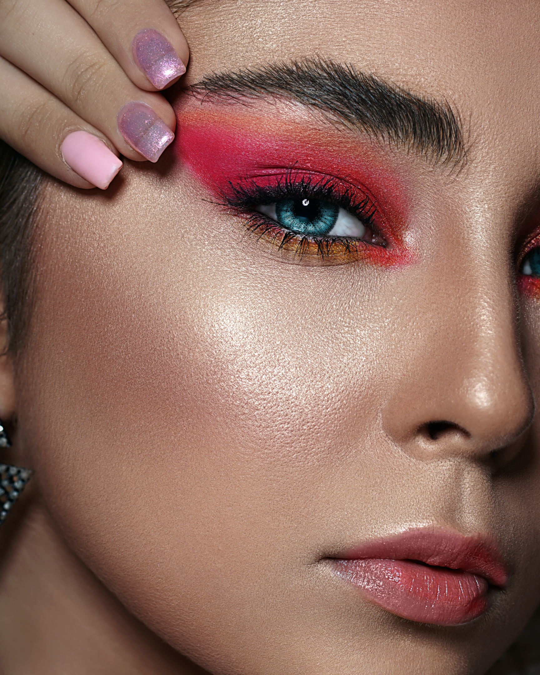 Nos astuces pour avoir des sourcils plus fournis 1 Nos astuces pour avoir des sourcils plus fournis 1