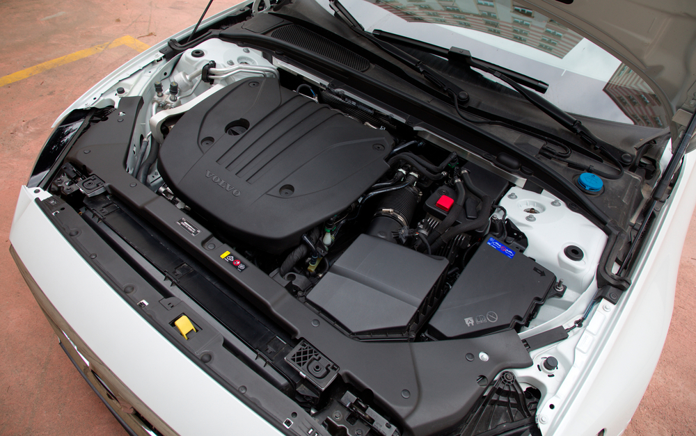 Volvo XC60 Battery Location, 2004 Volvo XC90 Battery Location, Volvo XC90 Battery Jump, Volvo S60 Battery Replacement, Volvo Batteries Price, Jump Start Volvo XC90, Volvo XC90 Jump Start, Next Gen Volvo S60, Where Is The Auxiliary Battery Located, S 60
