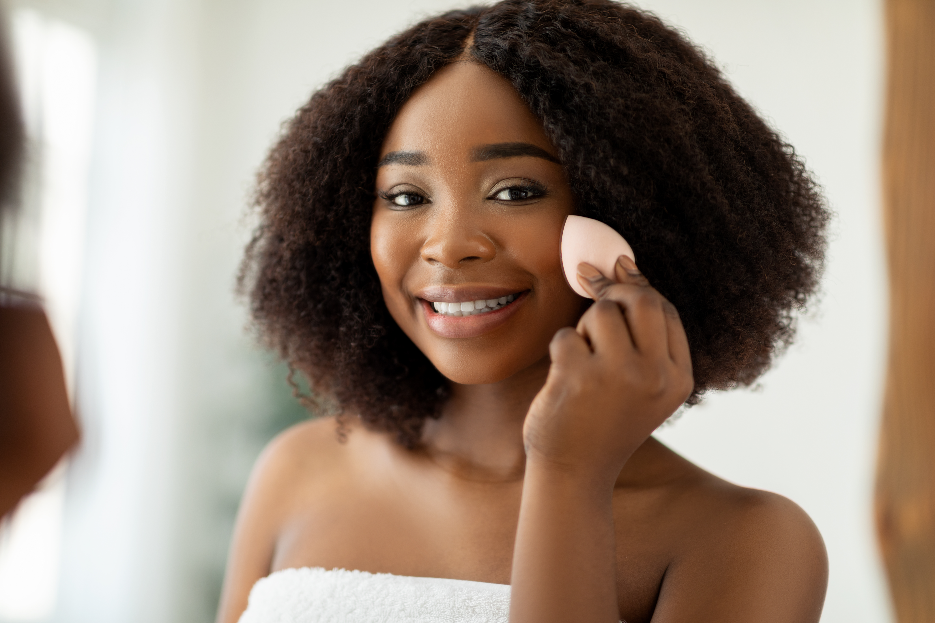 Réussir le maquillage pour peau noire ou métissée 3 Fond de teint - imperfections - tendance maquillages