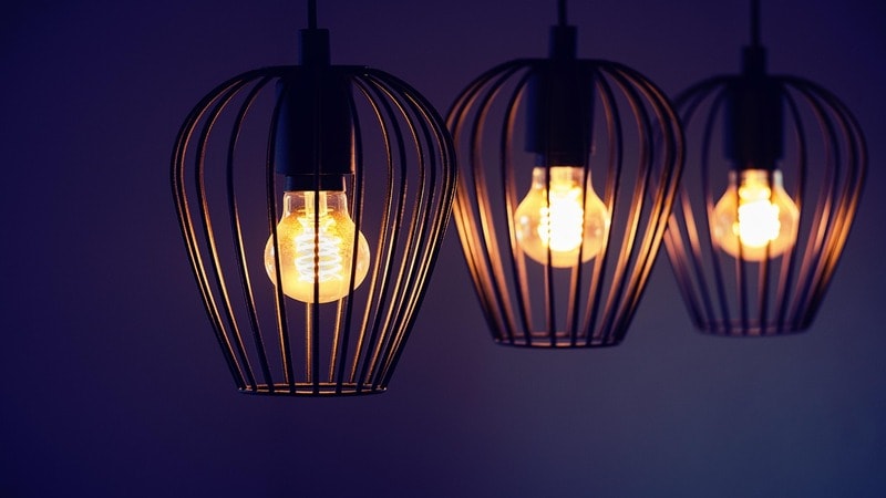 LED bulbs are used to give vintage vibe in restaurants 