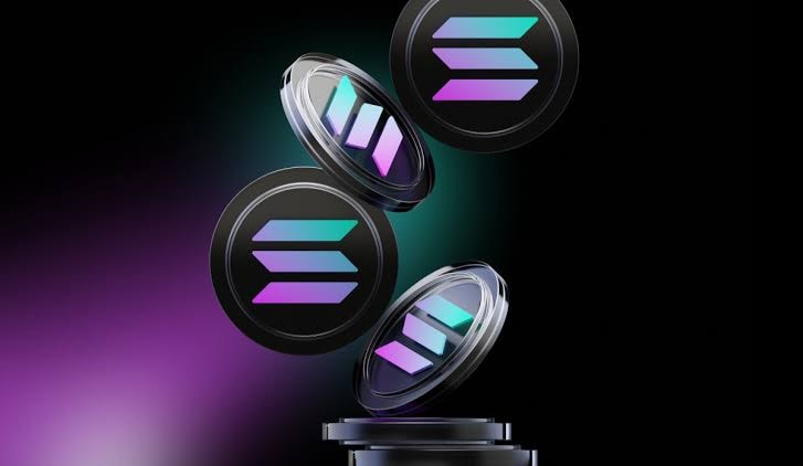 Tokenomics and utility of SOL in the Solana ecosystem.