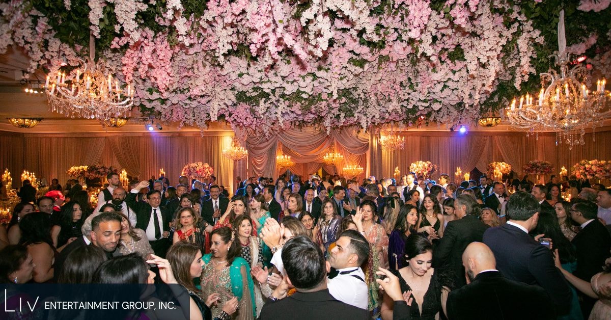 Key Factors That Impact Your Wedding Dance Floor Size