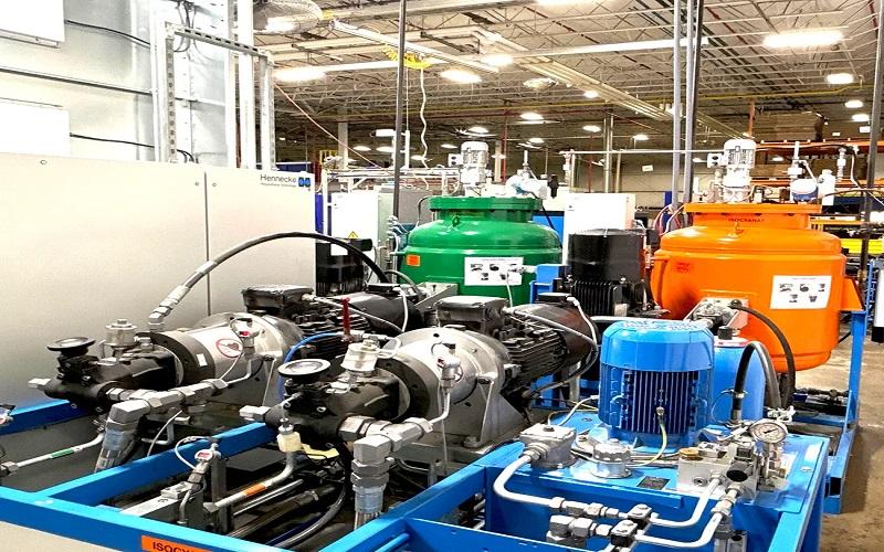 reaction injection molding process used to manufacture automotive and industrial polyurethane components