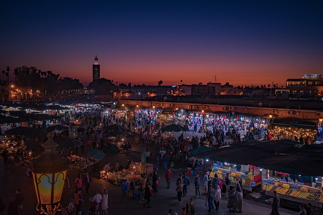 2024 年摩洛哥家庭度假:Djemaa el-Fna 广场