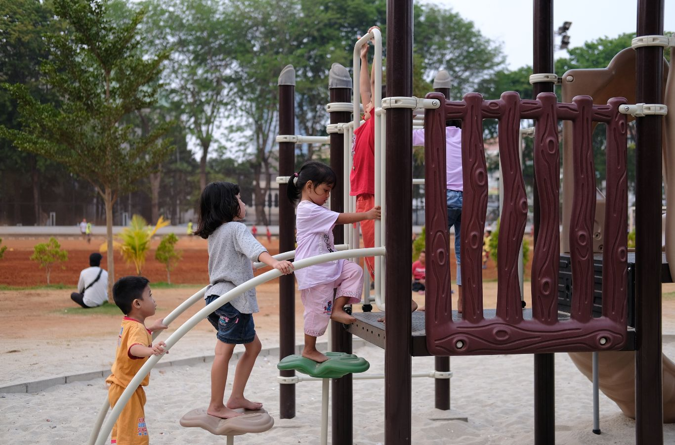 Từ vựng tiếng Anh lớp 2 - Unit 11: In the playground  
