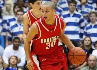 Steph Curry with the Davidson Wildcats in 2009 (Source)