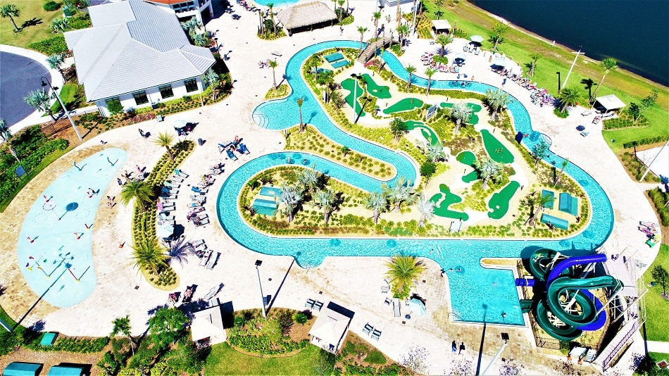 A budget-friendly hotel in Kissimmee, Florida with a pool and fitness room