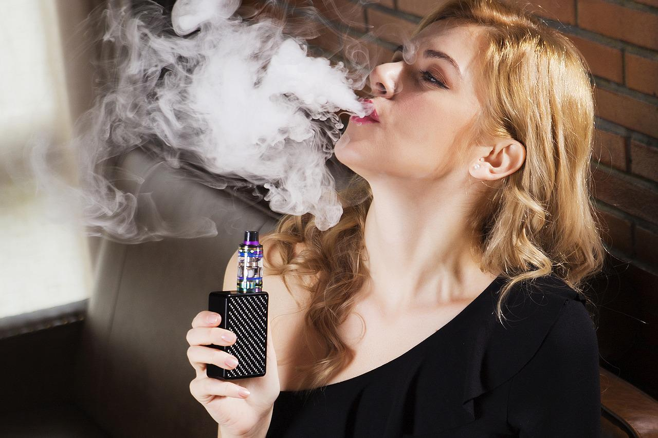 How To Vape For Beginners (The Right Way)