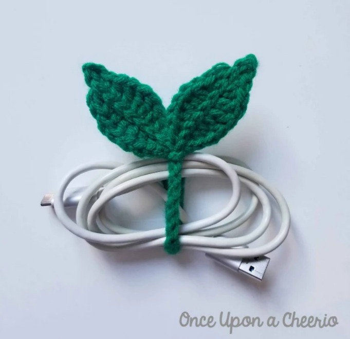 Leaf Sprout Cable Tie & Bookmark Crochet Pattern