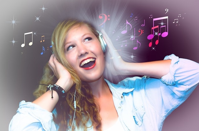 singer, karaoke, girl, woman, to sing, singing, music, headphones, listen, mp3, audio, fun, entertainment, voice, song, happy, good mood, red lips, mouth, lipstick, singer, singer, karaoke, karaoke, singing, singing, singing, headphones, headphones, mp3, entertainment, voice, song, song, song, song, song