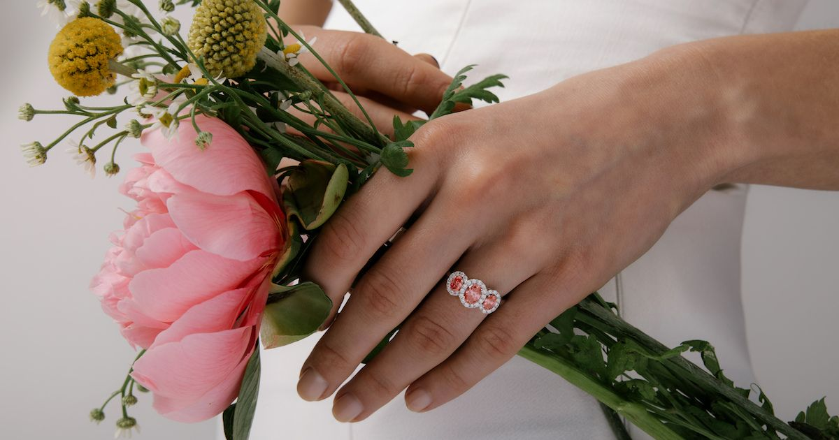 Clean Origin Dahlia 3 Stone Promise Ring