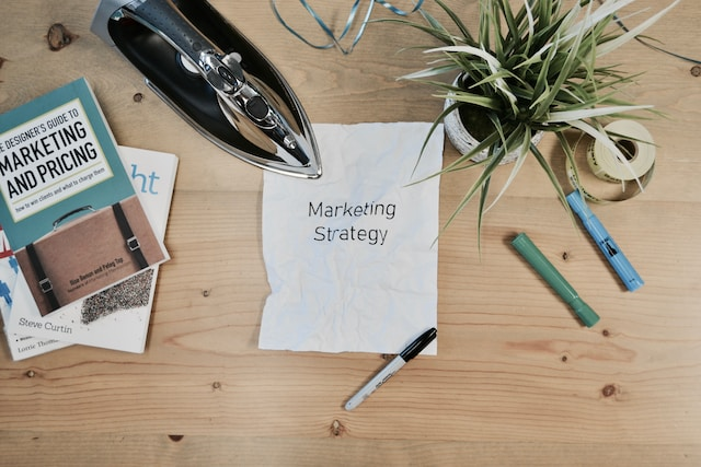 When choosing a marketing expert, make sure that they have expertise relevant to your specific niche and can attract new clients by defining a new brand identity