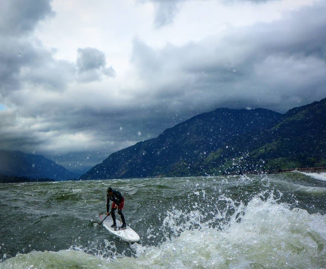 paddle board in choppy conditions