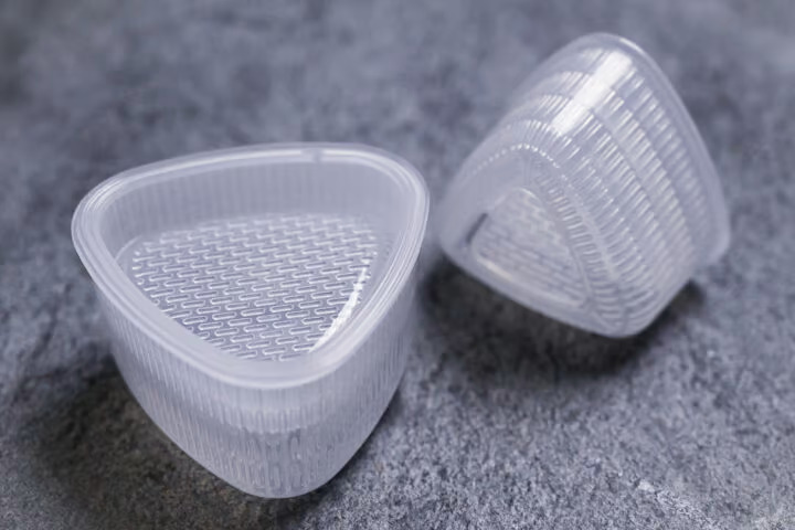 Onigiri Plastic Mold | Photo via sudachirecipes.com