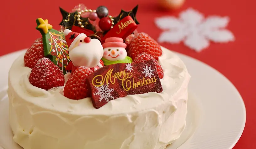 Japanese sponge cake decorated with strawberries