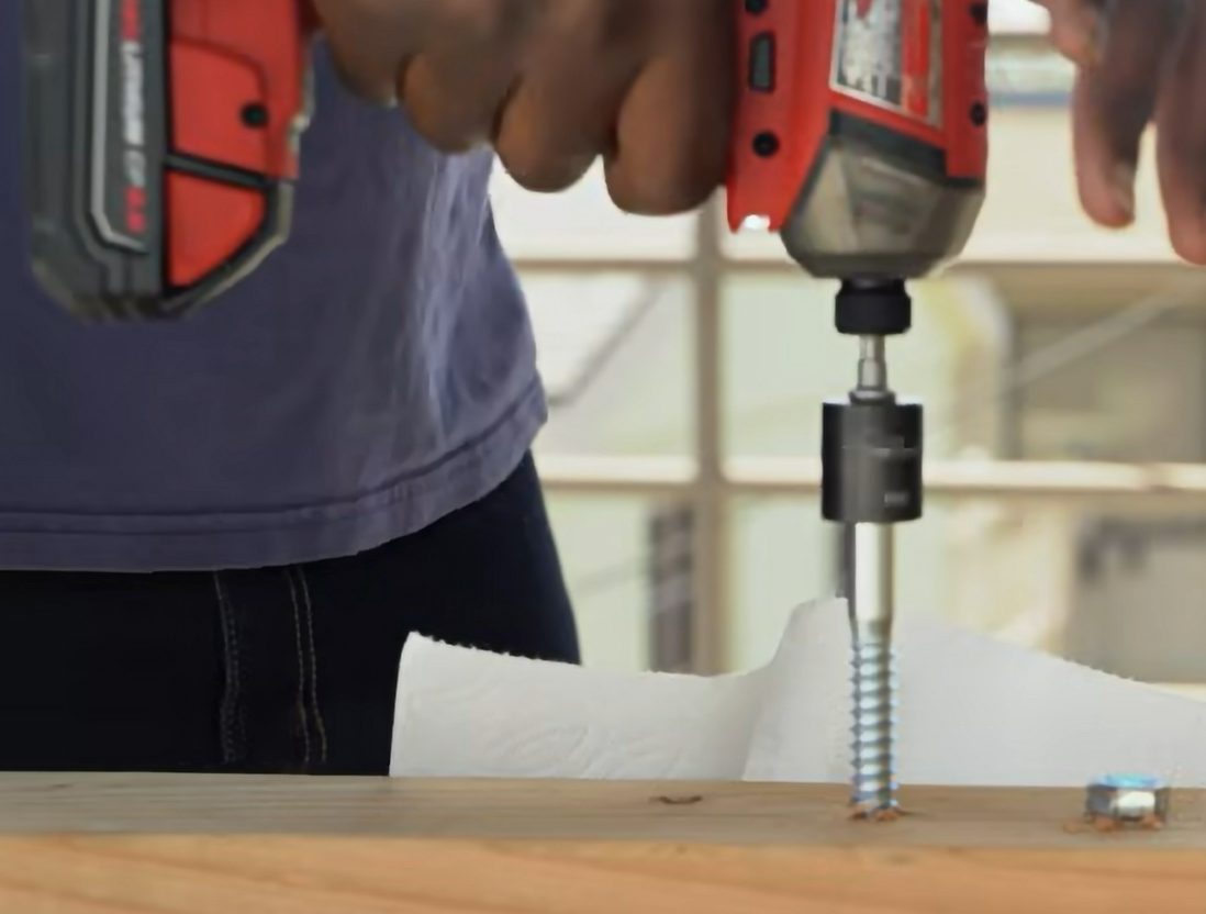 lag bolt test of the milwaukee impact driver