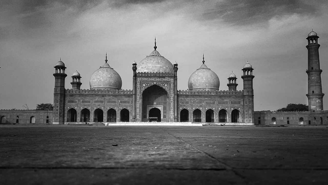 Mosque, Lahore, Mughal era 
