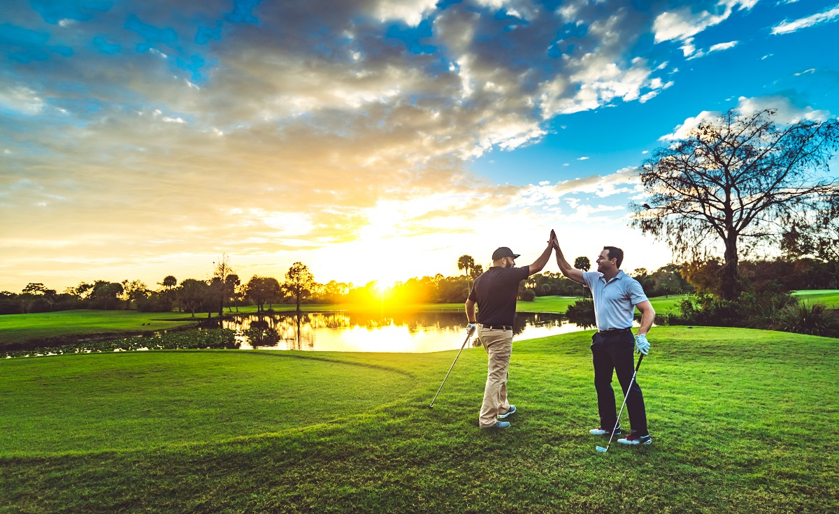 A golf getaway in Kissimmee, Florida with a golf course and full kitchens