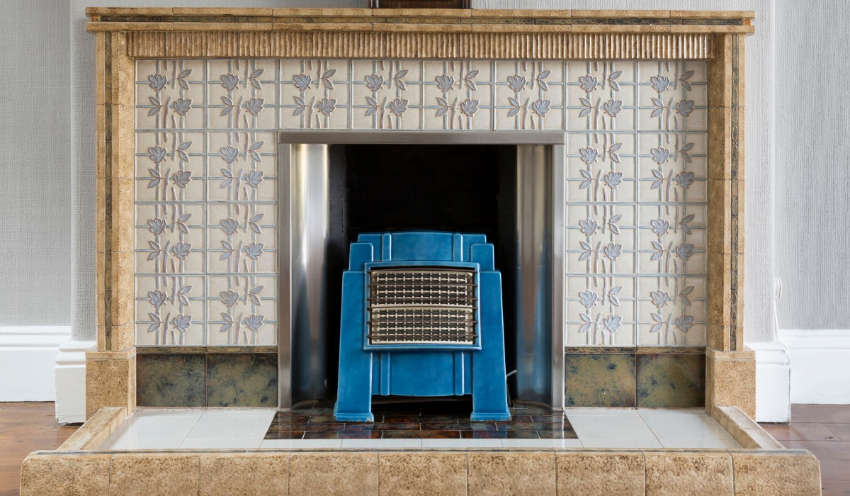 Art Deco fireplace - tiled -gas fire