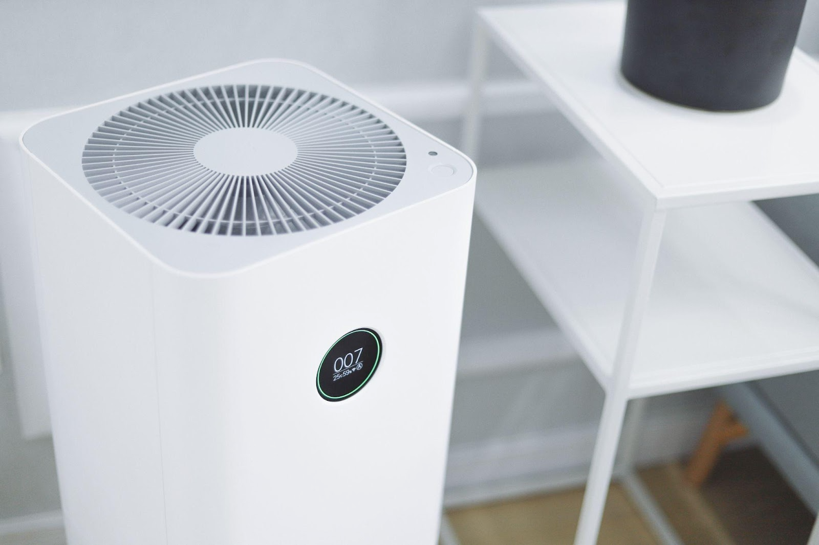An image of a high quality room air purifier with state-of-the-art air filtration from Airpuria, relating to our air purifier guide for 2023.