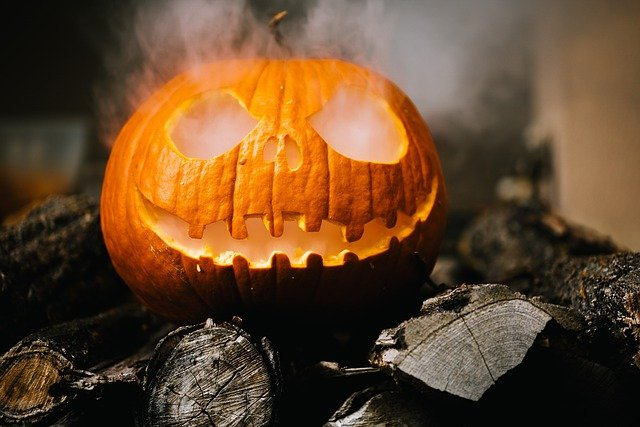 A candle in a pumpkin or string lights at Halloween don't necessarily make the best Halloween lights. Try smart lights instead!