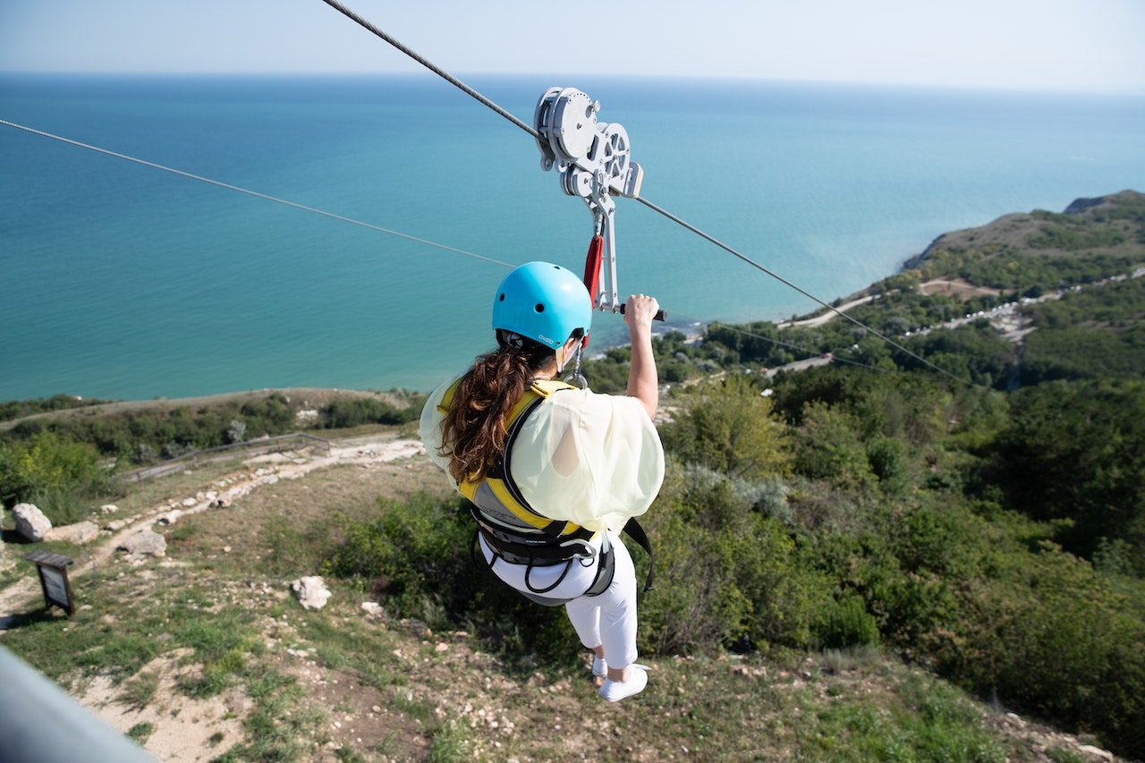 What to Wear When Going on A Ziplining Tour