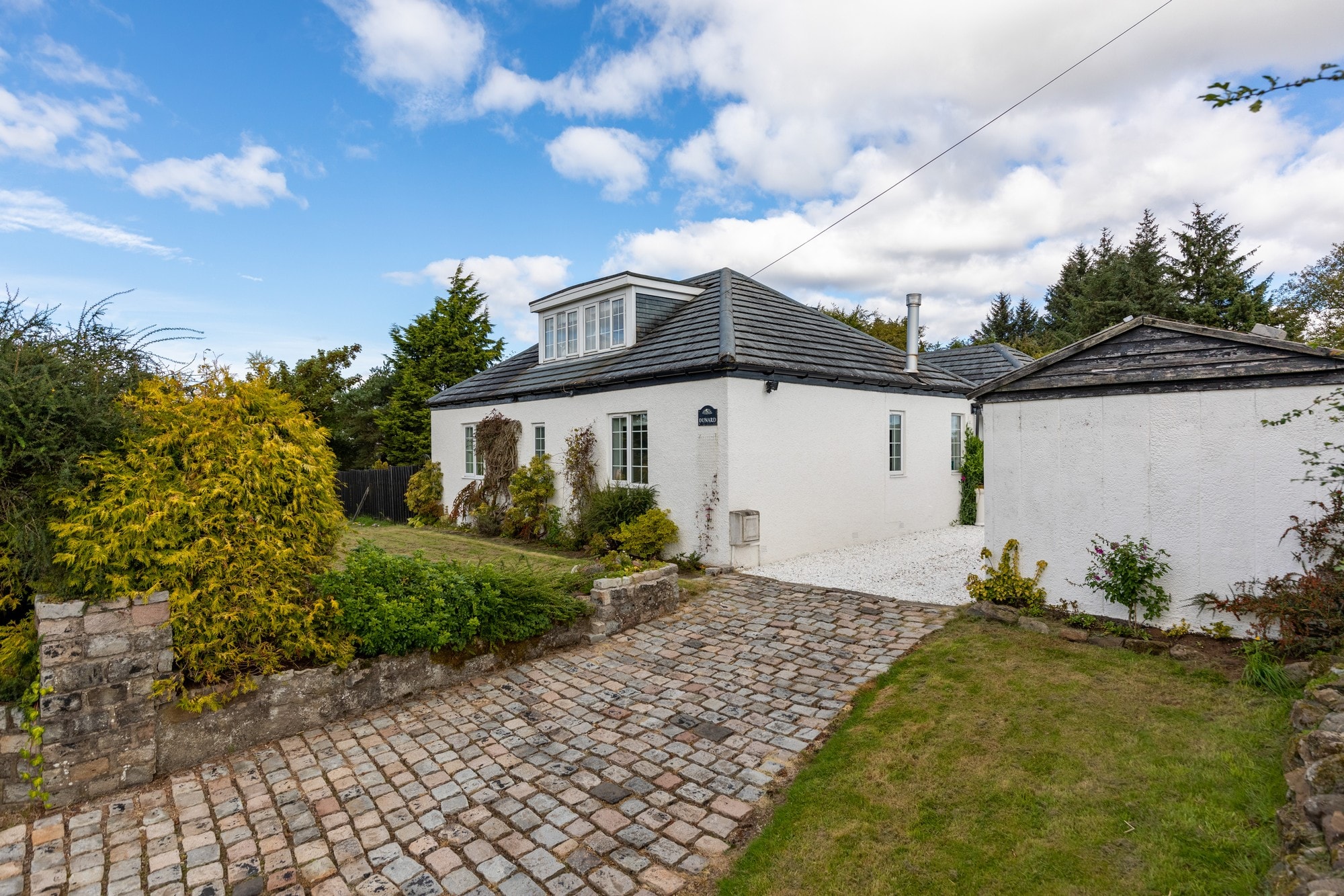 homes for sale newton mearns via Nicol estate agents 