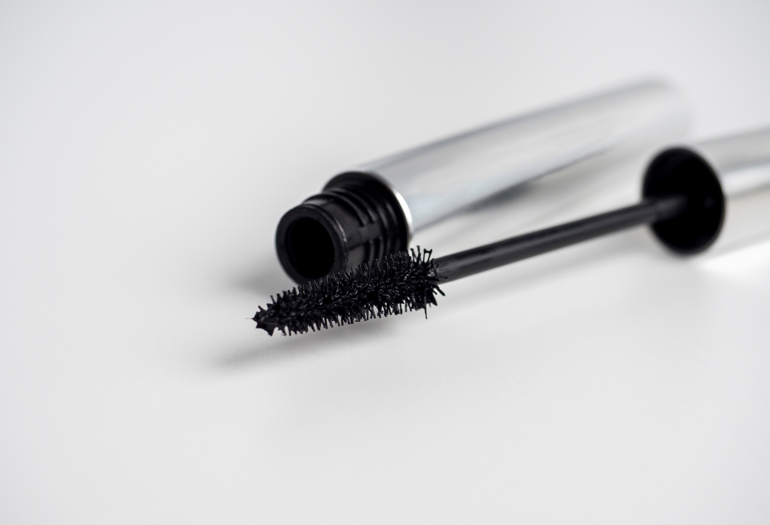 What Types of Mascara Can You Use With Eyelash Extensions?