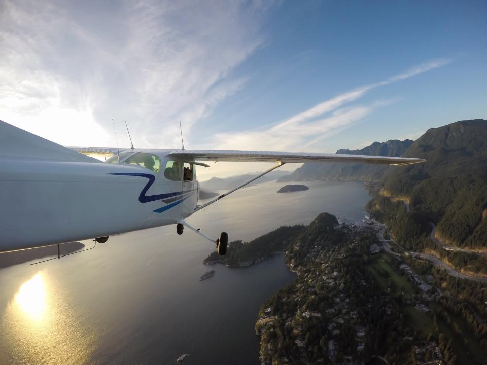 Cessna 172 rotation speed VR 55 KIAS takeoff