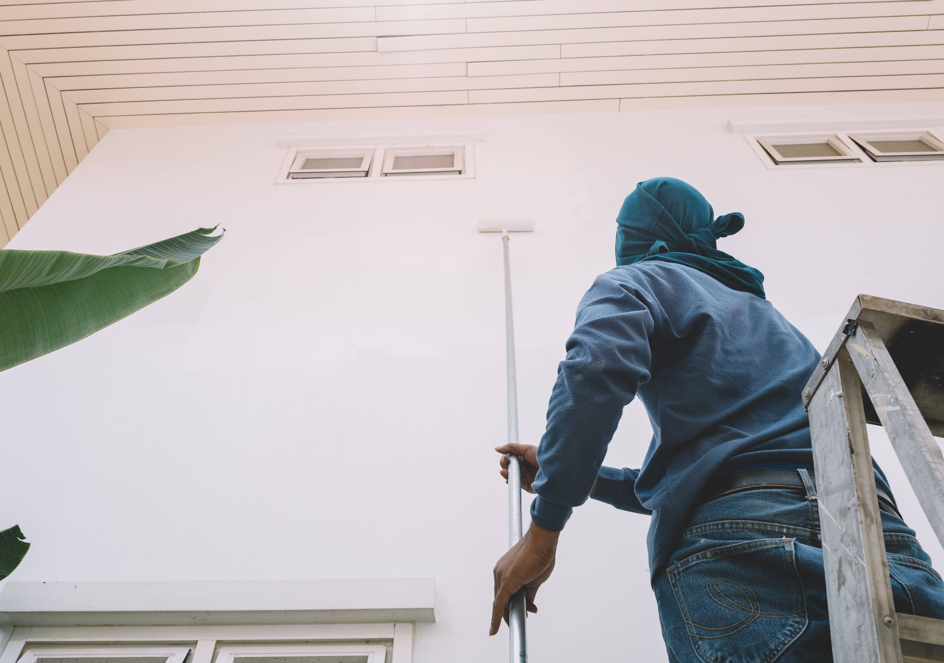 signs you should get your exterior house repaint