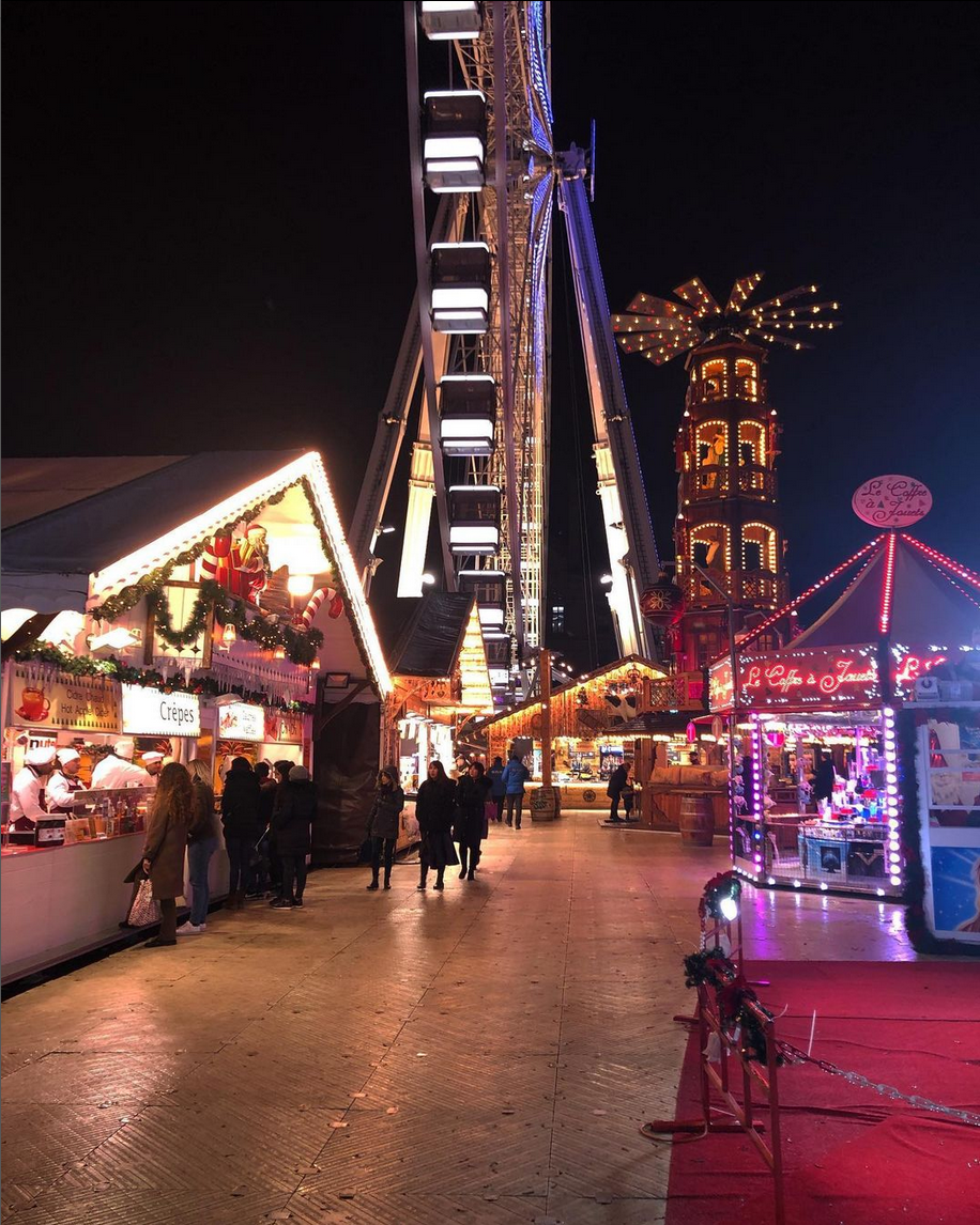 Paris Christmas markets near saint sulpiceBoul