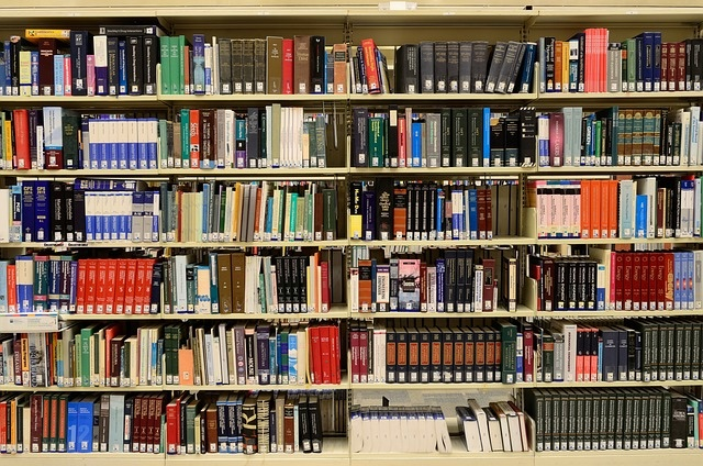library, books, bookshelves, College park, University of Central Florida