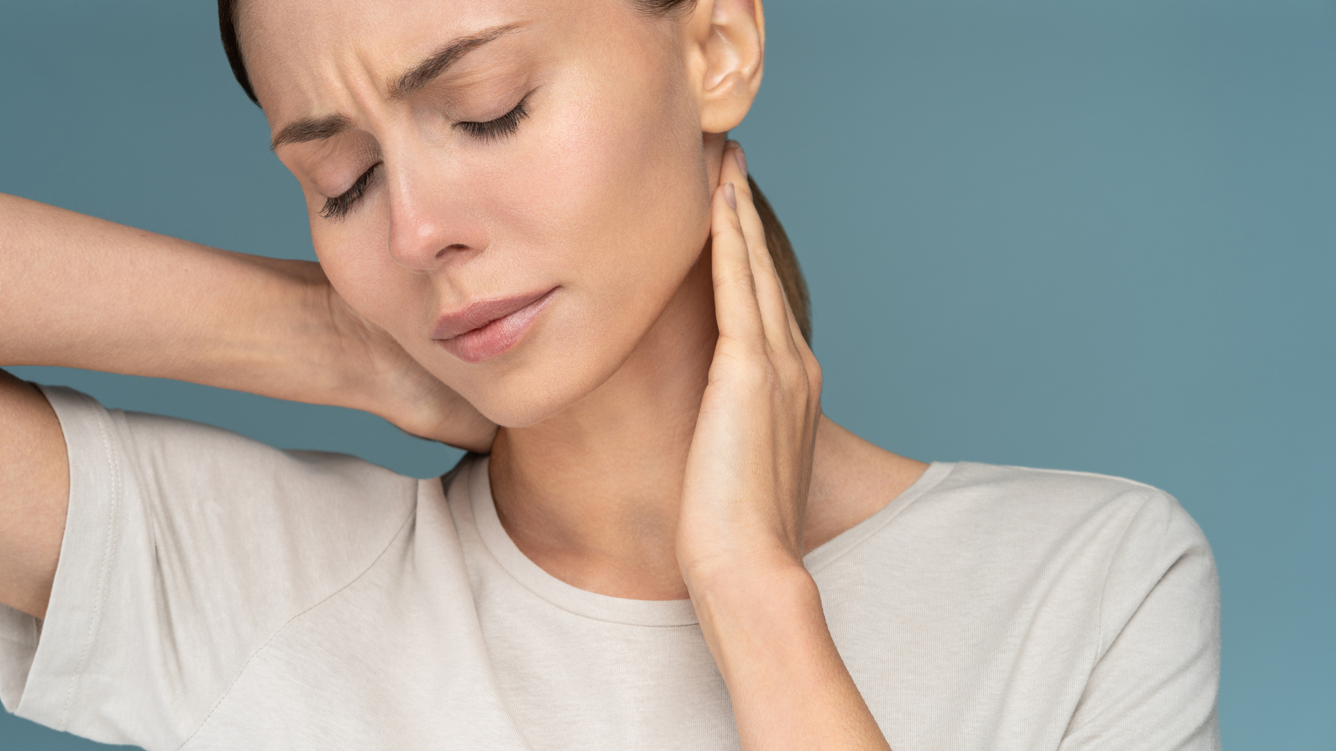 woman with neck pain