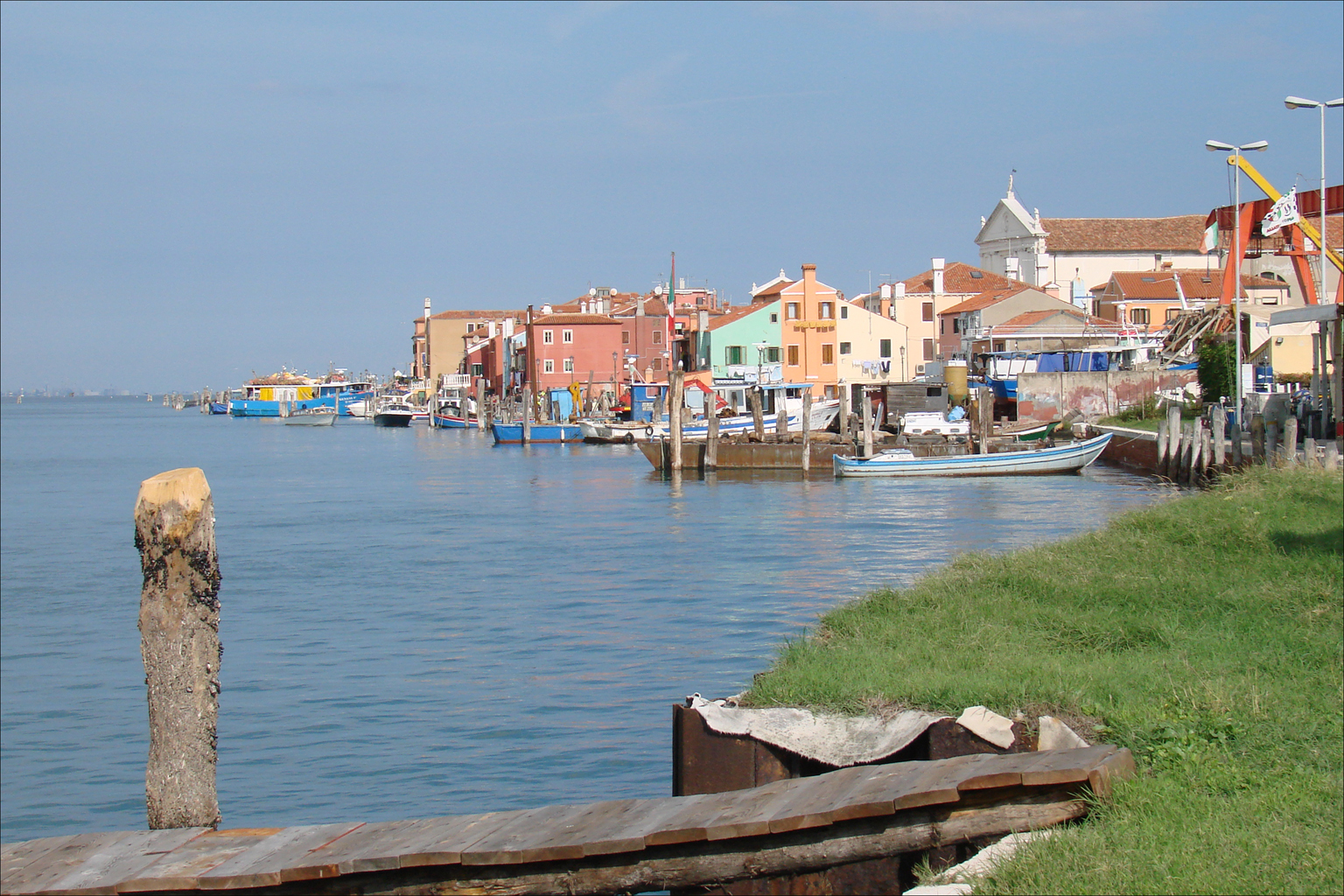 Pellestrina island in Venice (dalbera, CC BY 2.0, via Wikimedia Commons)