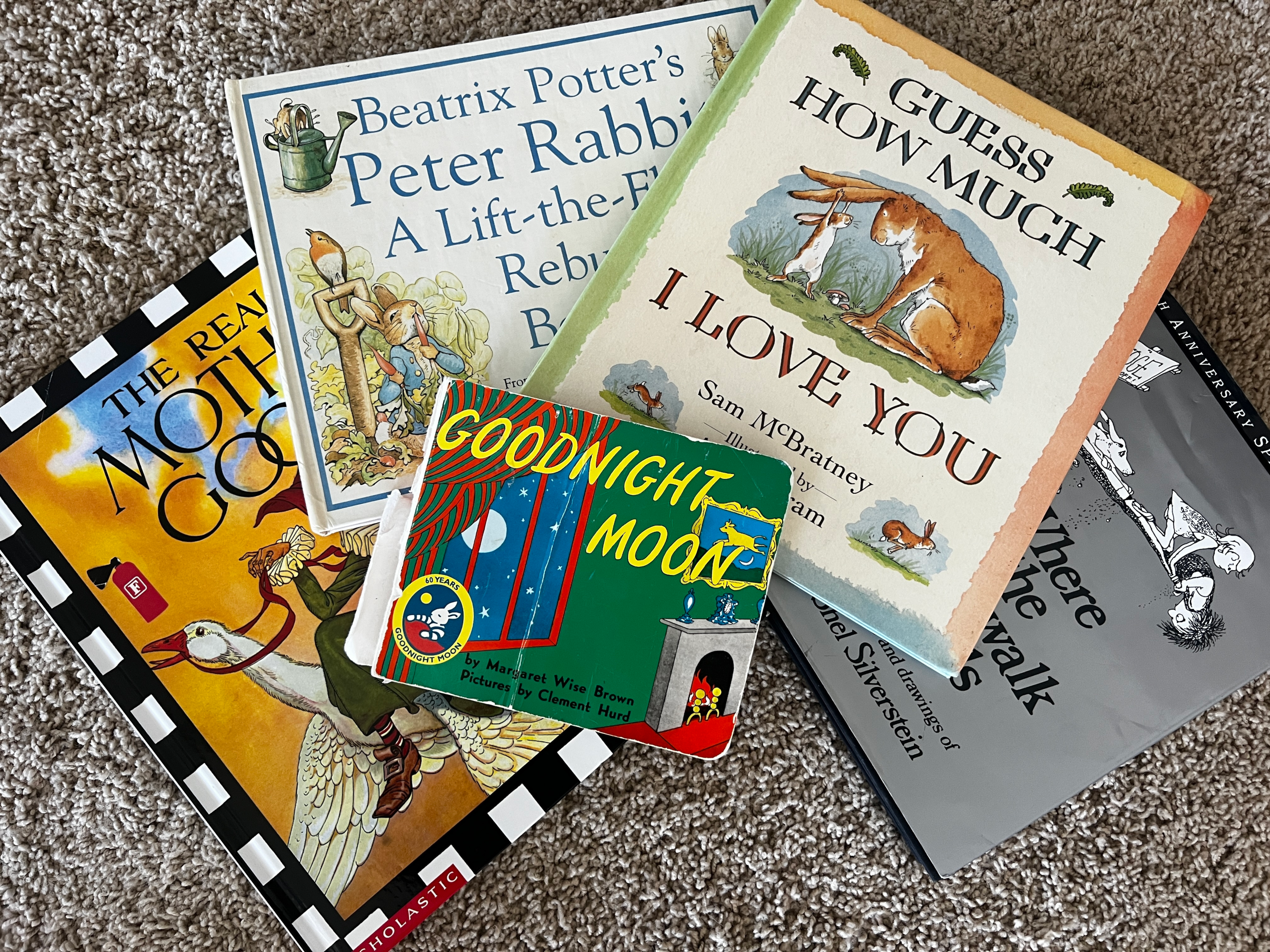Filling baby's library is a great idea for a baby shower 