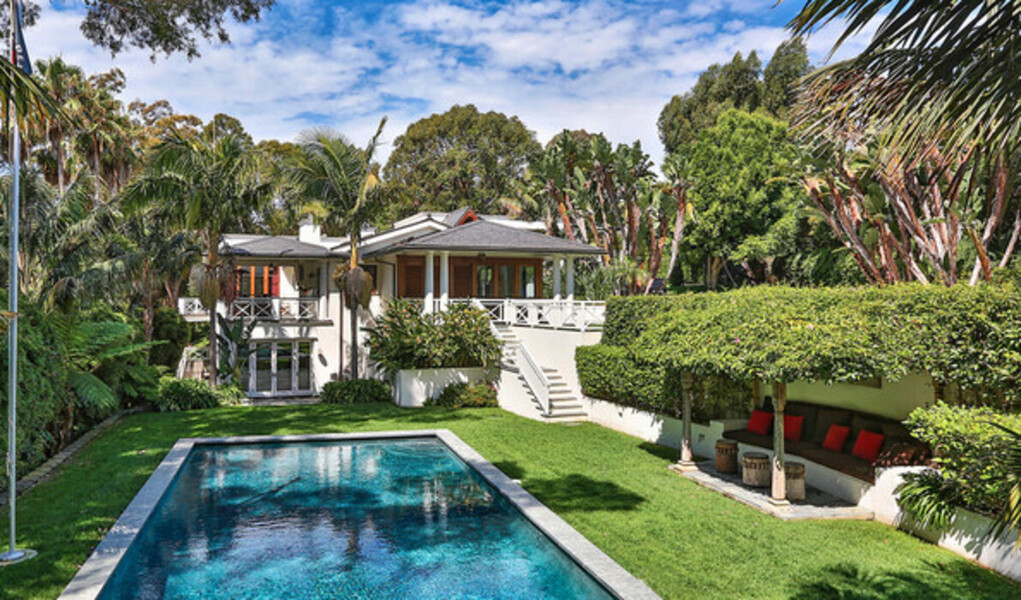 Inside the mansion of Kid Rock in Malibu