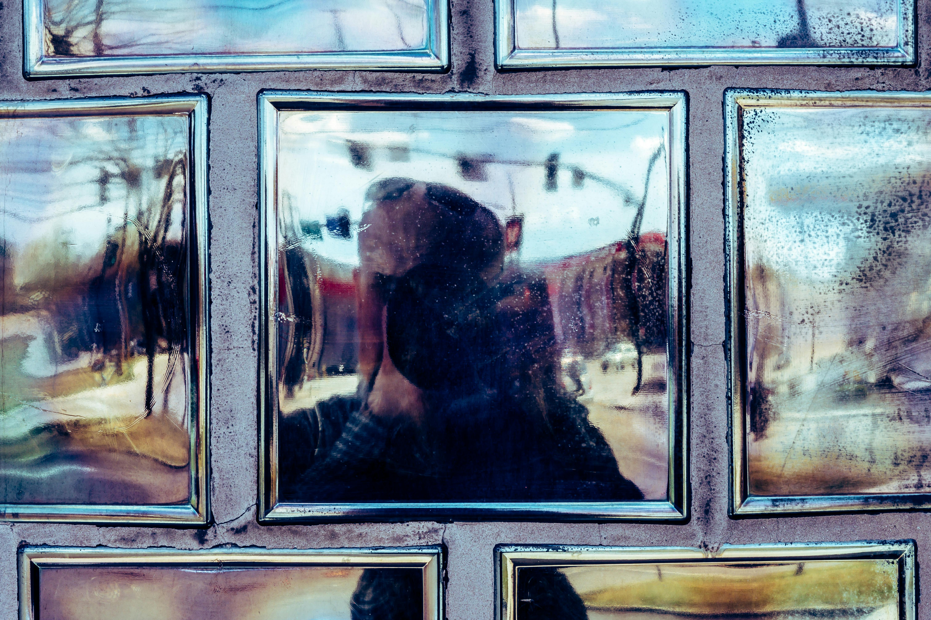 People are visual by nature. Using intriguing images will sure help attract more website visitors.