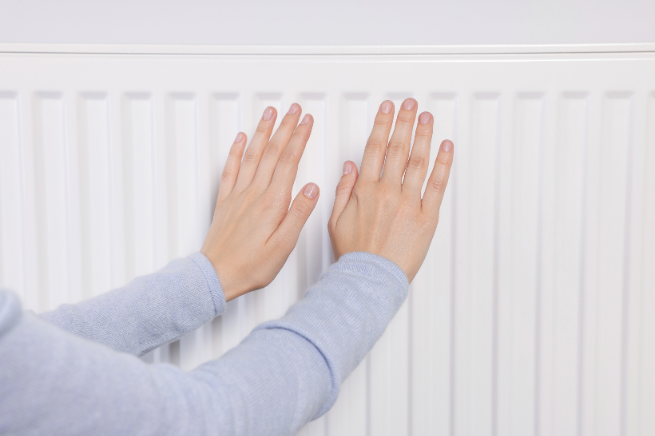 cold spots, radiators heat, behind the radiator, wall