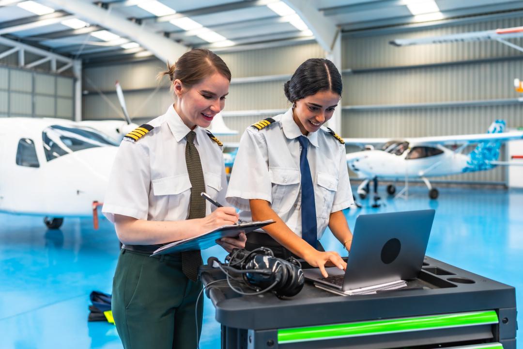 student learning IFR procedures online ground school