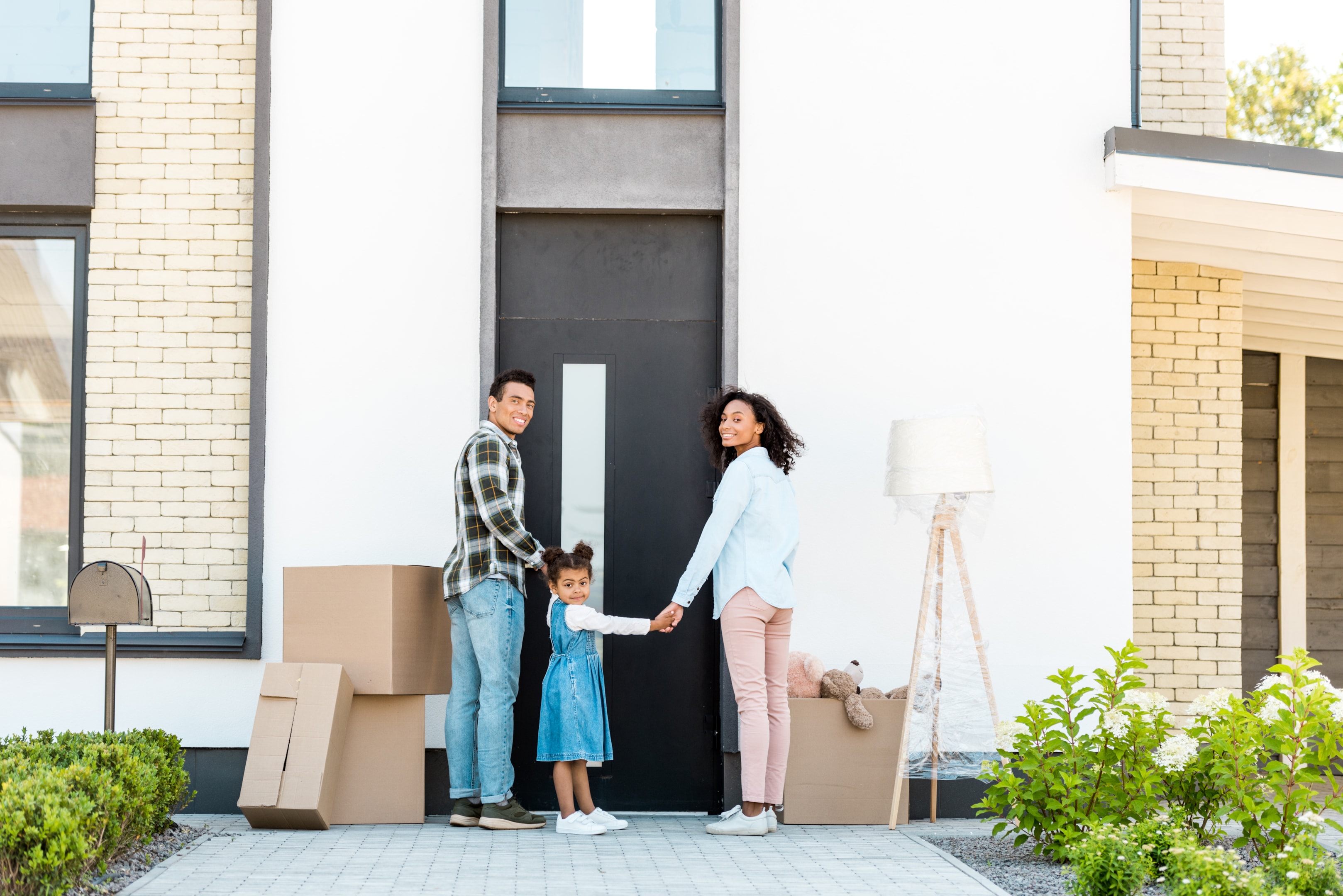 highly trained next day movers, move day, call for your free quotes