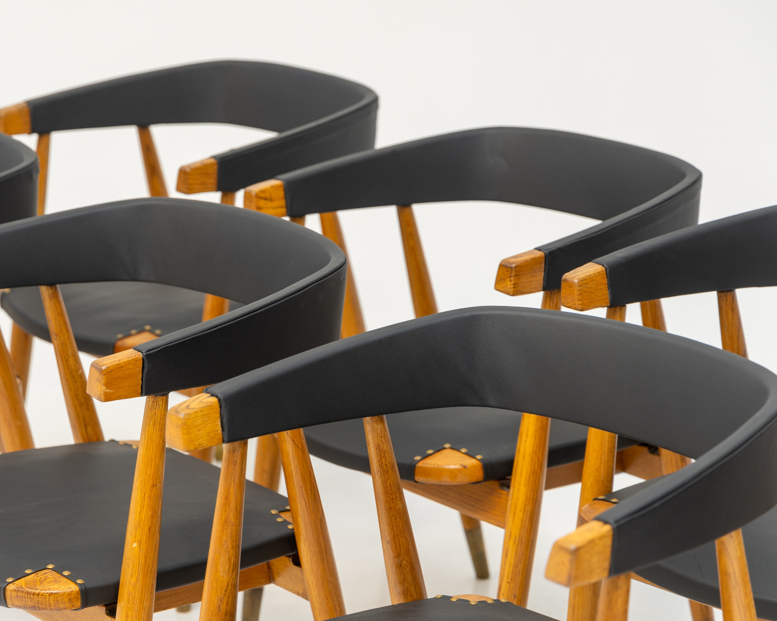 Collection of Lasse Ollinkari dining chairs, looking for designers with own studio?