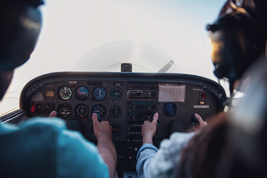 complex aircraft simulator instruction
