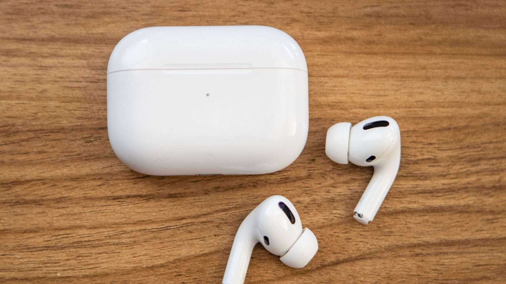 What Is the AirPod Pro Charging Case and How Does It Work?