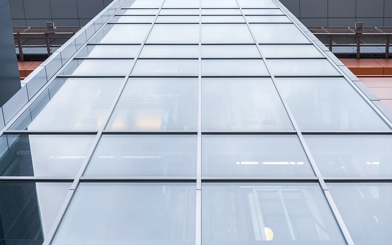 polycarbonate glass used in modern window designs for exterior applications