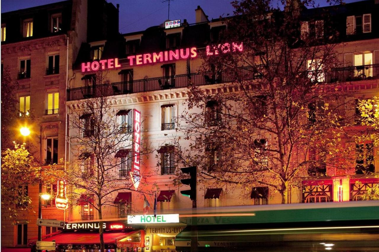 hotels near gare delyon that are near metro station