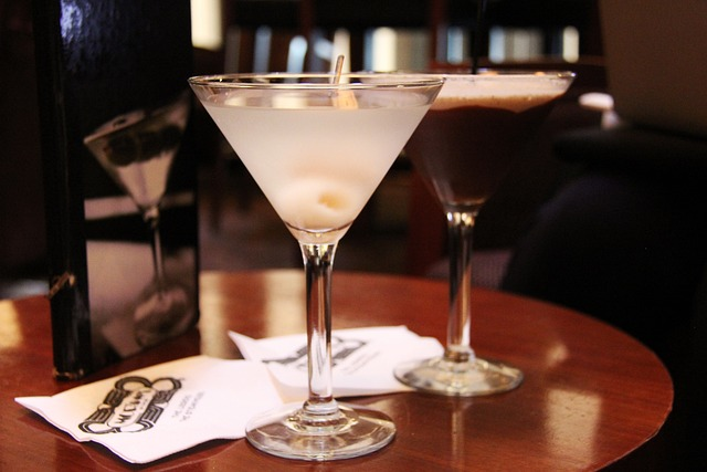 martini, bar, lychee