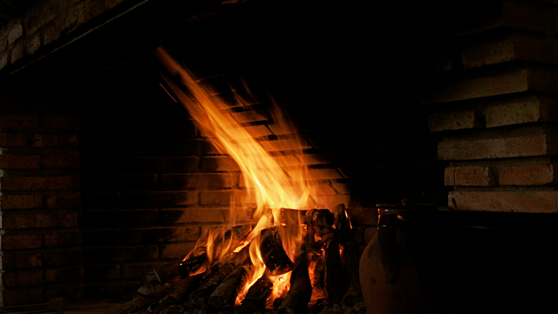 Tips for Maintaining a Healthy Chimney and Fireplace