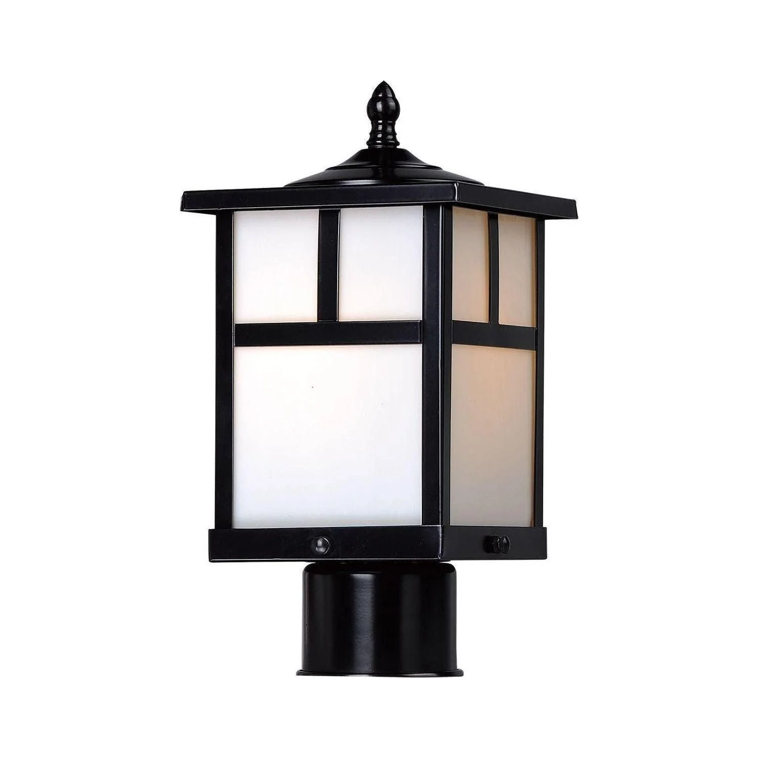 Coldwater post light for the front yard with soft warmth that highlights outdoor elements and reduces harsh shadows at sunset