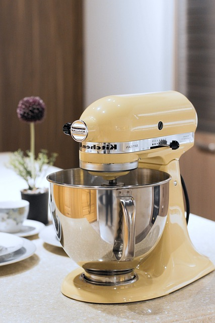 KitchenAid Hand Mixer - 5-Speed Ultra Power -Color Pistachio